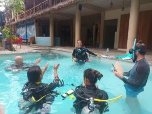 Professional dive training Bohol 2